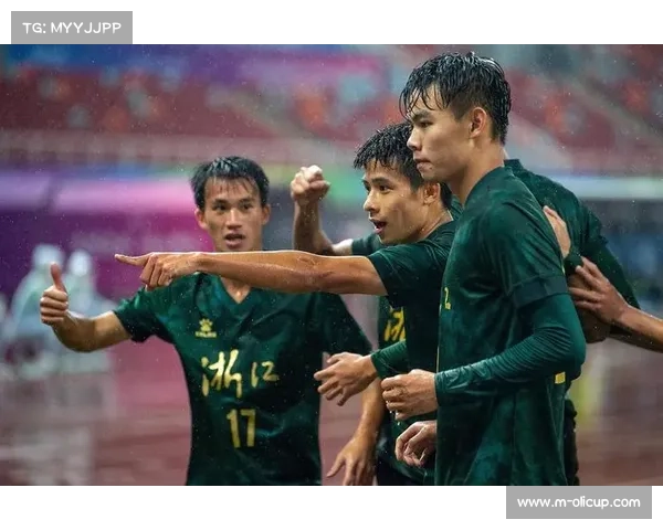 德甲青训投入同比增长18%，外援引进预算削减31%折射战略转向