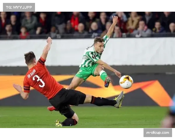 传闻:贝蒂斯核心老将卡纳莱斯仍未与球队就续约达成一致